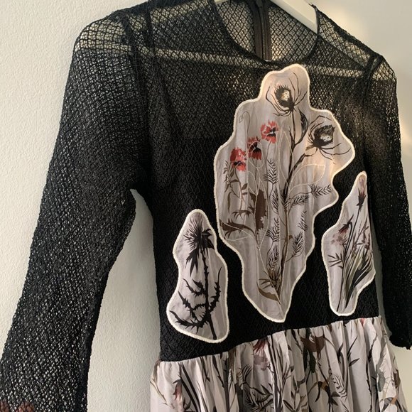 Elegant Lace top Dress with Gorgeous Print - Picture 2 of 3